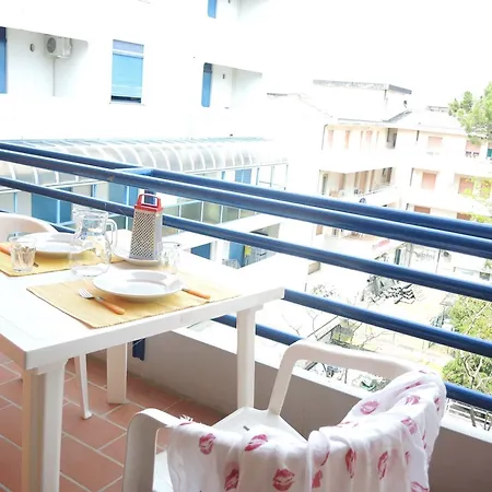 Apartment Beautiful With Terrace And View Bibione